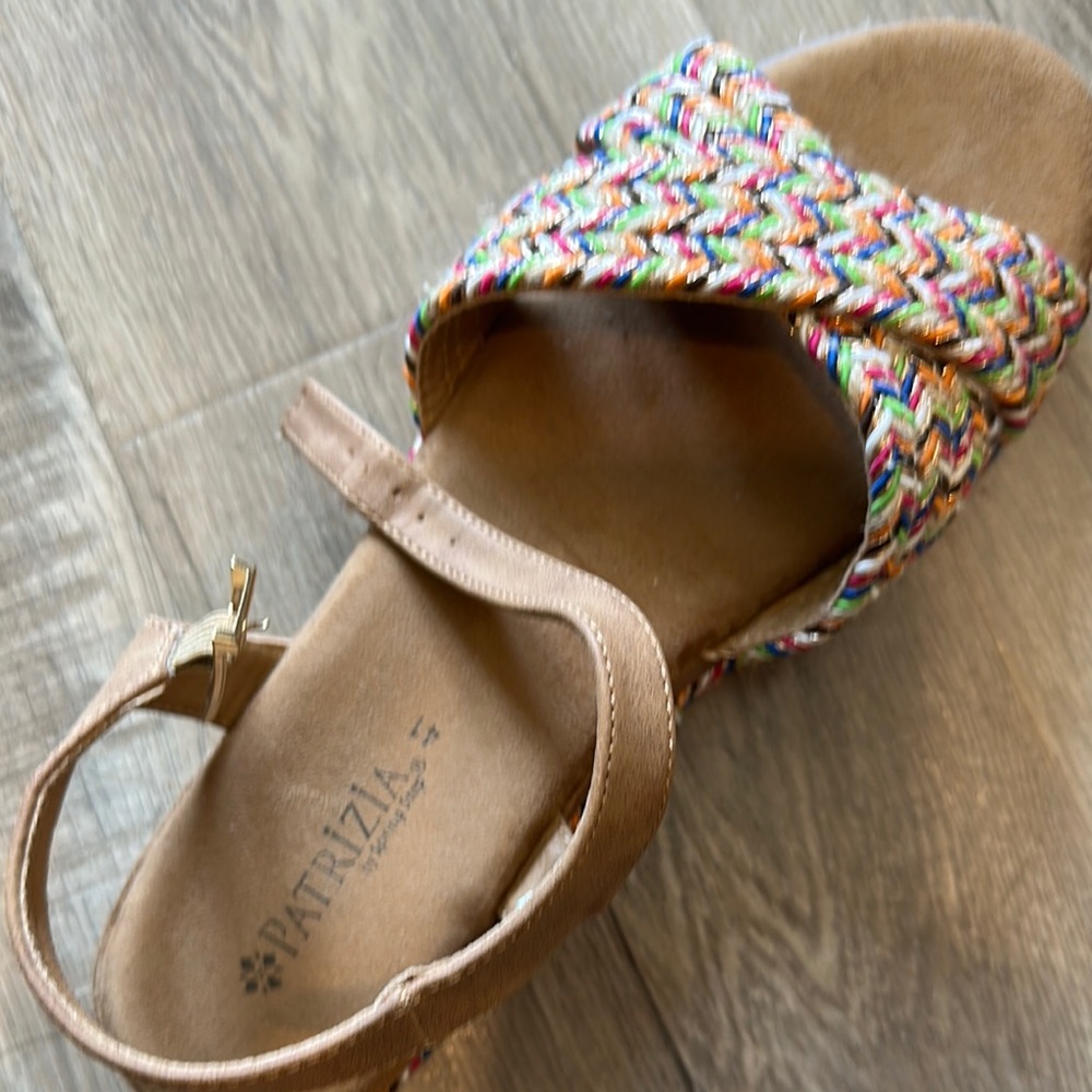 Colorful Braided Sandals - Picture 4 of 4